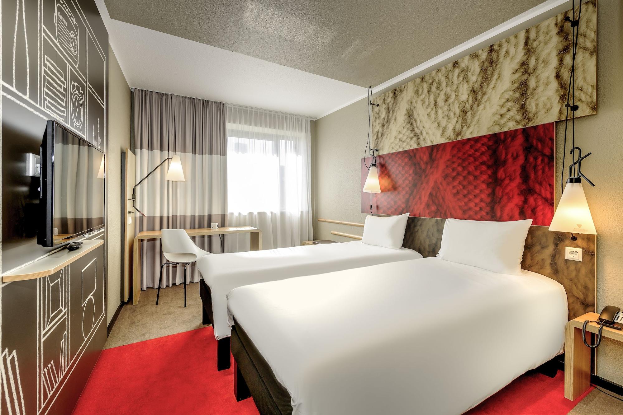 Ibis Europe Chalon Sur Saone Hotel Exterior photo